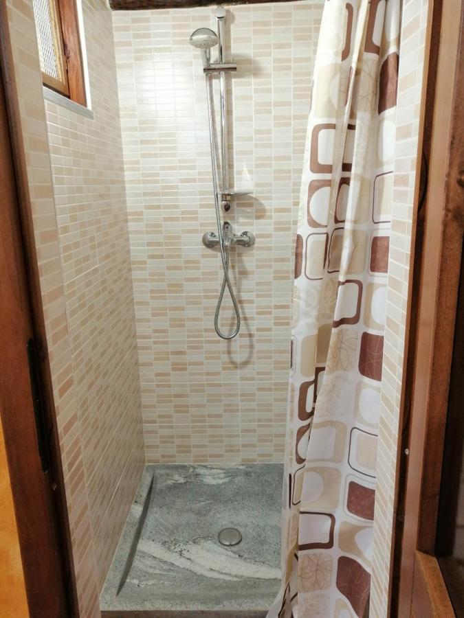 Вілла Casa Vacanze La Carbunera Домодоссола Екстер'єр фото